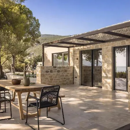 Remarkable Kardamyli Beachfront | Millennium Earl | 2 Bedrooms | Spacious Furnished Outdoor Area With Spectacular Sea Views | Ritsa Villa *