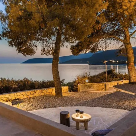 Remarkable Kardamyli Beachfront | Millennium Earl | 2 Bedrooms | Spacious Furnished Outdoor Area With Spectacular Sea Views | Ritsa Λεύκτρο